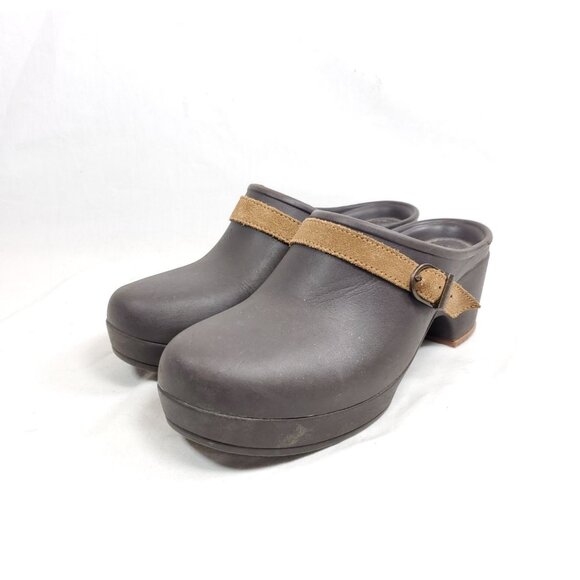 Crocs Womens Size 8 Brown Rubber & Suede Heeled Clogs With Adjustable Strap - Picture 1 of 6